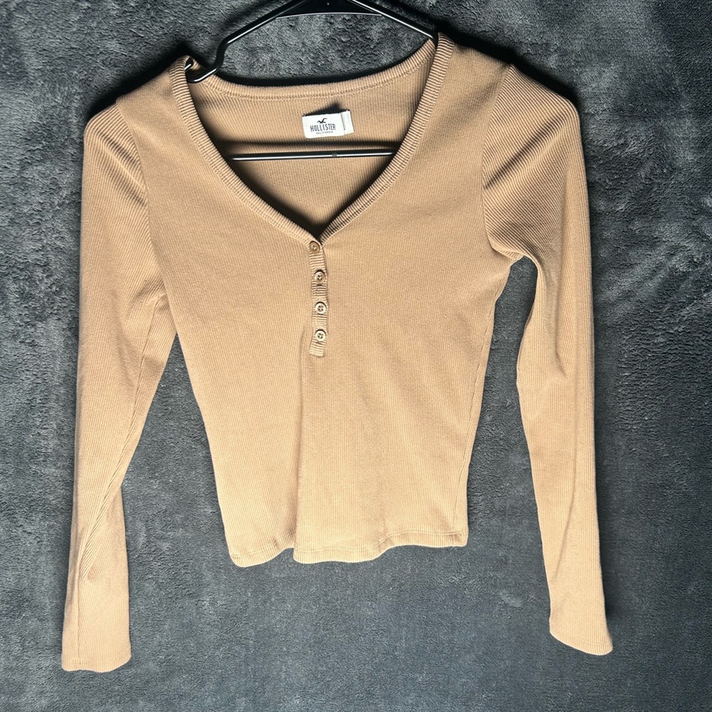 Hollister Tan Long Sleeve Fitted Button Down Shirt